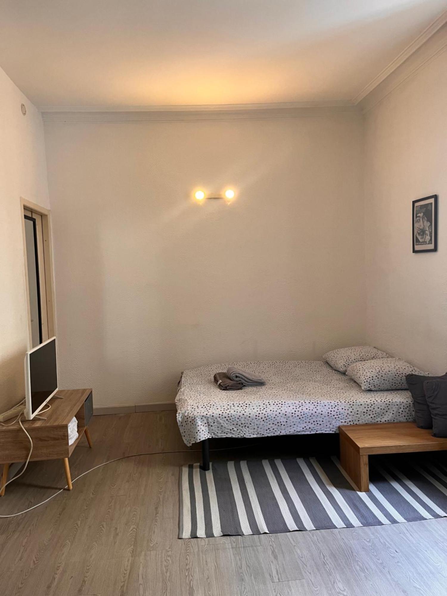 Le Studio Des Carmes 尼姆 外观 照片